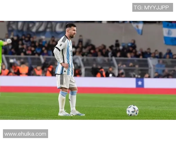 梅西球迷热爱足球的激情与追随者的故事分享