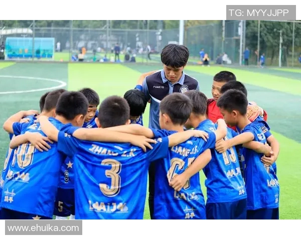 足球明星亲密瞬间高清图片大集合展现他们的魅力与风采