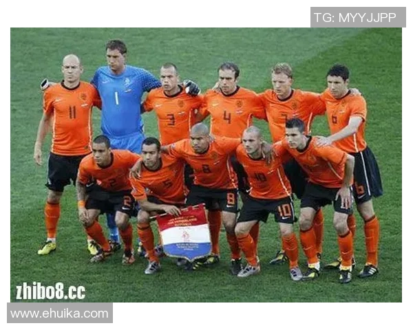 荷兰足球明星的辉煌历程与他们在世界足坛的影响力分析 荷兰足球明星的辉煌历程与他们在世界足坛的影响力分析