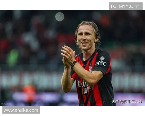 今年哪些足球明星宣布退役引发球迷热议与怀念